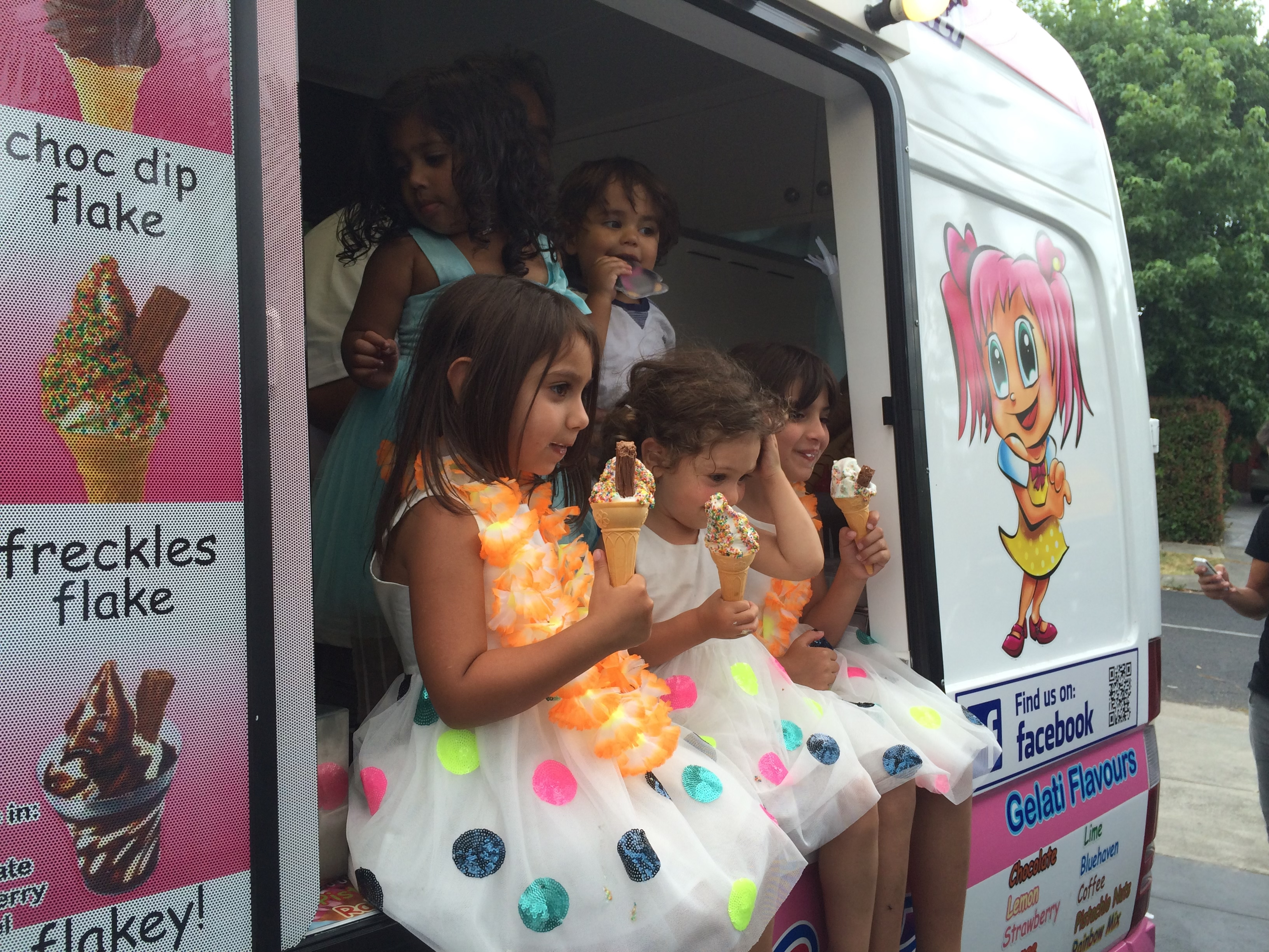 Mr Softy ice cream van at a birthday party